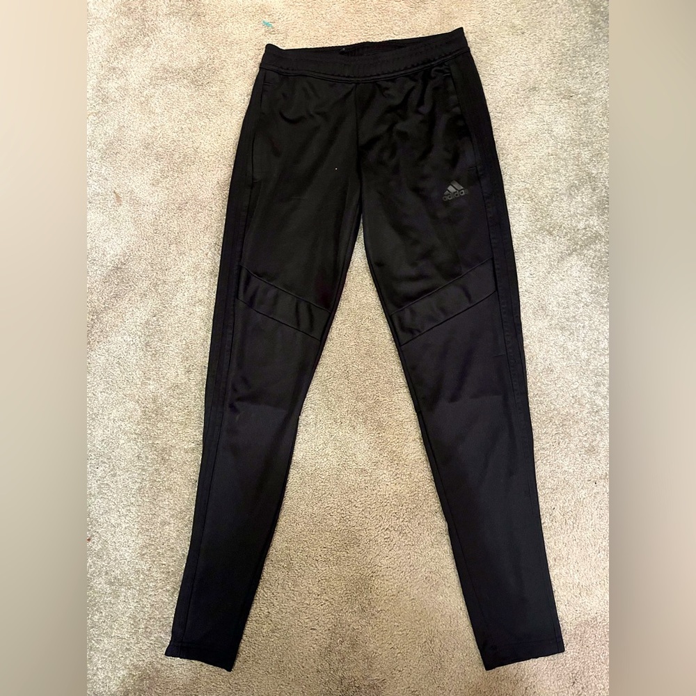 Straight Leg Adidas Sweatpants! (Small)